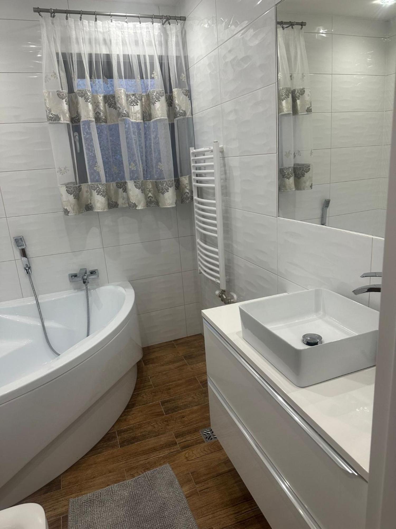 Tatrzanski Domek & Spa Poronin Bagian luar foto
