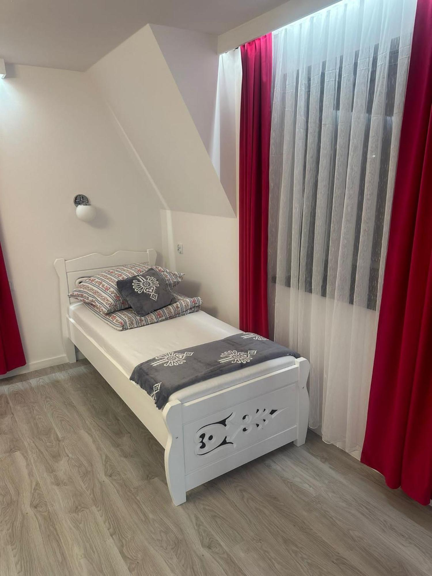 Tatrzanski Domek & Spa Poronin Bagian luar foto